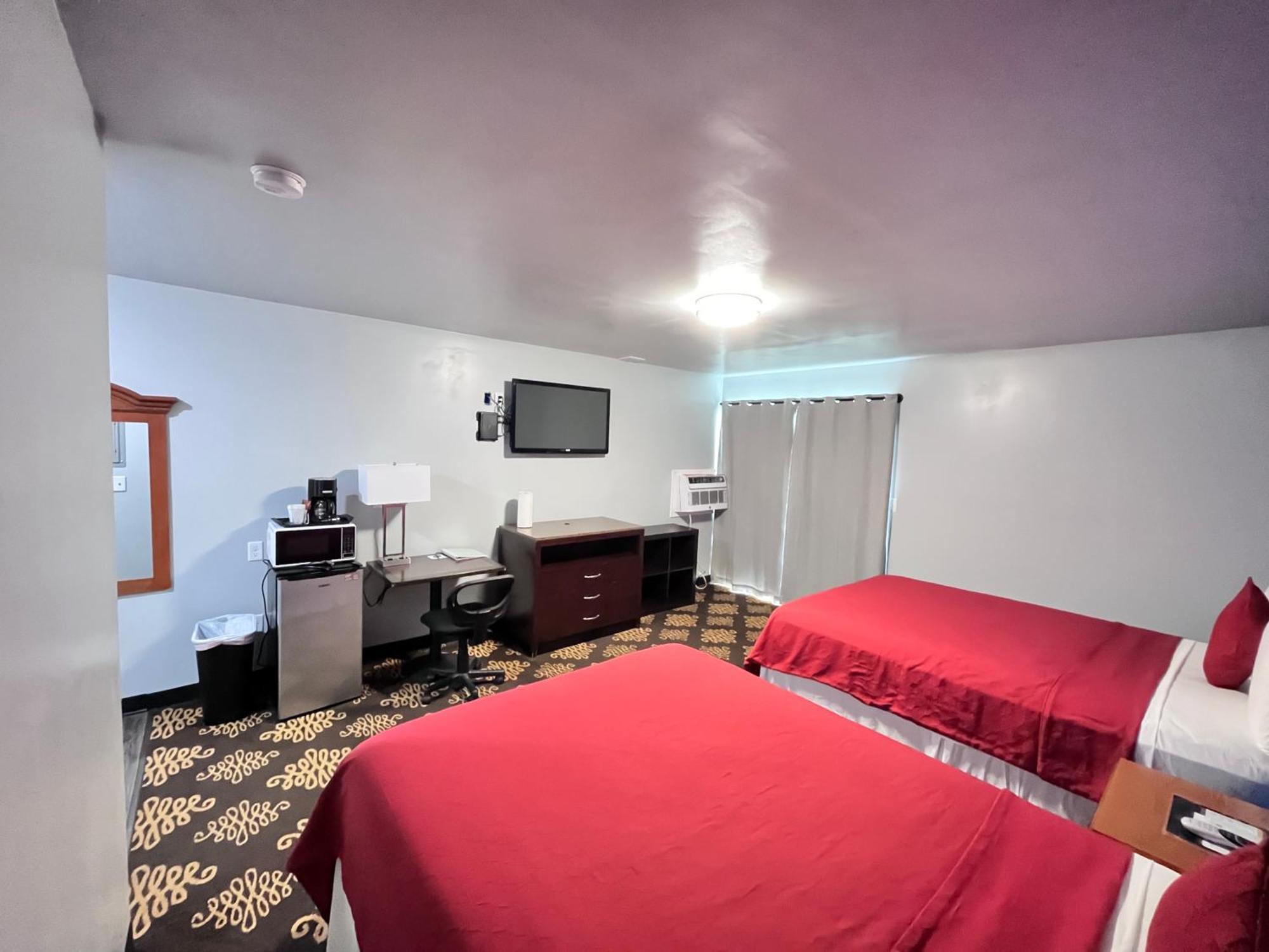 Midway Motel Guthrie Center Bagian luar foto